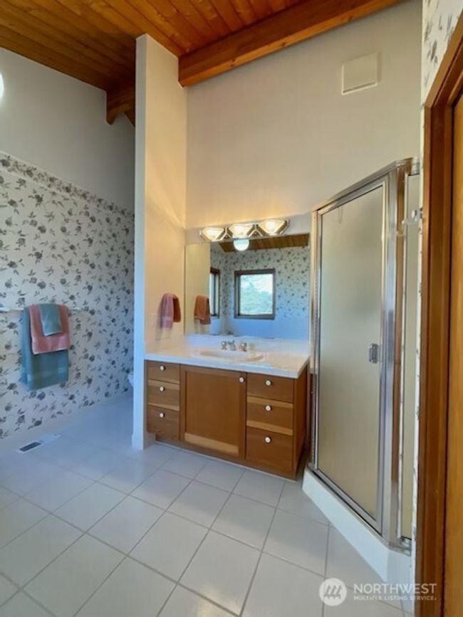 Primary Bath | Image 25