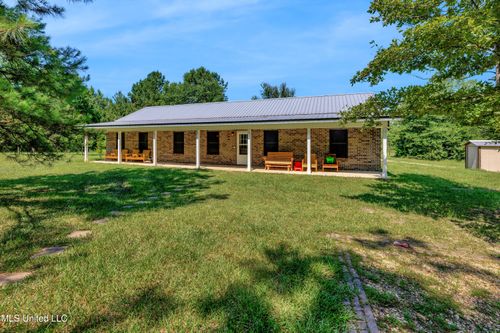 112 Wolf Branch Rd, Perkinston, MS, 39573-4514 | Card Image