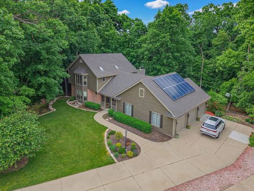 3532 S 121st Court, GREENFIELD, WI, 53228 | Card Image