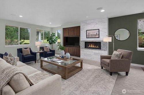 8327 Vashon Dr Ne, Lacey, WA, 98516-1366 | Card Image