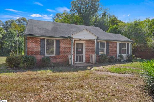 18 Ridgeway Dr, Greenville, SC, 29605-2420 | Card Image