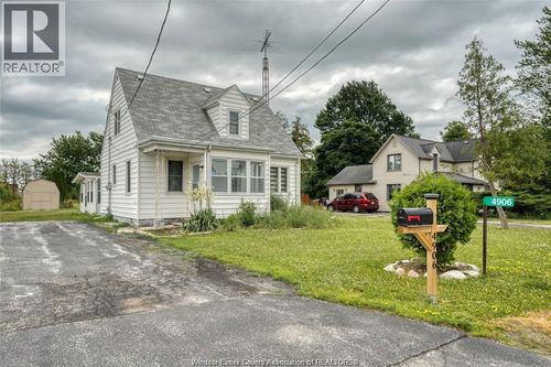 4906 Howard Ave, Oldcastle, ON, N9H1C9 | Card Image