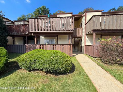 172 Timber Ridge Drive, Staten Island, NY, 10306 | Card Image