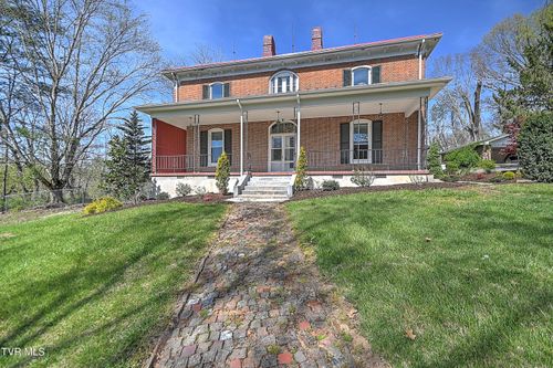 2061 King College Rd, Bristol, TN, 37620-2919 | Card Image