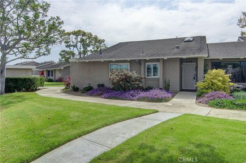 816d-8566 Trinity Cir, Huntington Beach, CA, 92646-5647 | Card Image