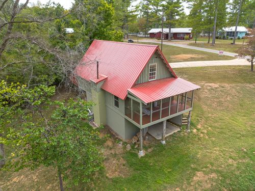 4428 Deer Creek Rd, Linden, TN, 37096-5138 | Card Image