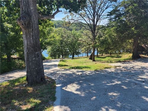 179 Bald Eagle Point Rd, Ridgedale, MO, 65739-4168 | Card Image