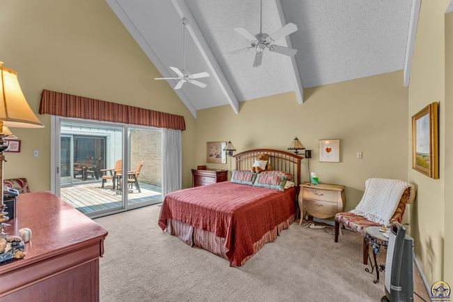 13 Sw Pepper Tree Ln, Townhouse with 4 bedrooms, 4 bathrooms and null parking in Topeka KS | Image 26