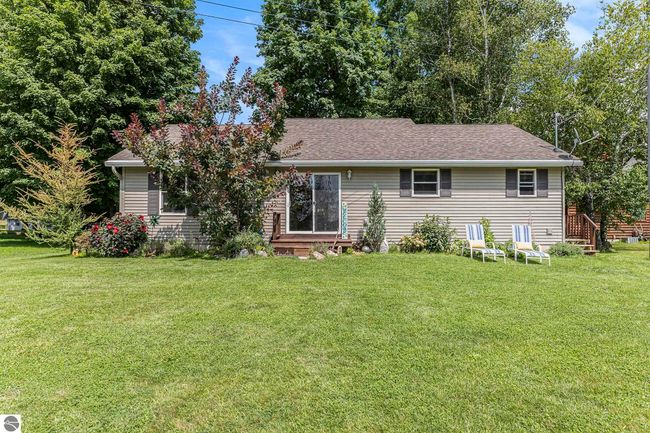 9531 Sunrise Ct, House other with 4 bedrooms, 3 bathrooms and null parking in Mesick MI | Image 32