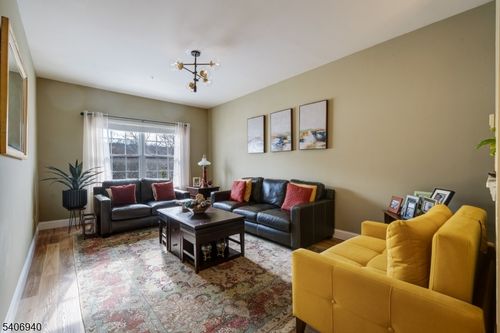 411-6411 Richmond Rd, West Milford, NJ, 07480-5121 | Card Image