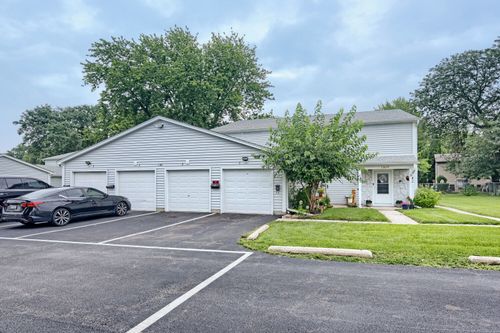 d-1301 Glen Cir, Aurora, IL, 60506-7006 | Card Image