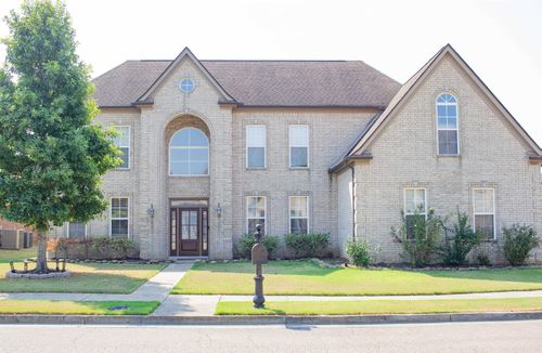 9605 Grays Meadow Dr, Cordova, TN, 38018-7765 | Card Image