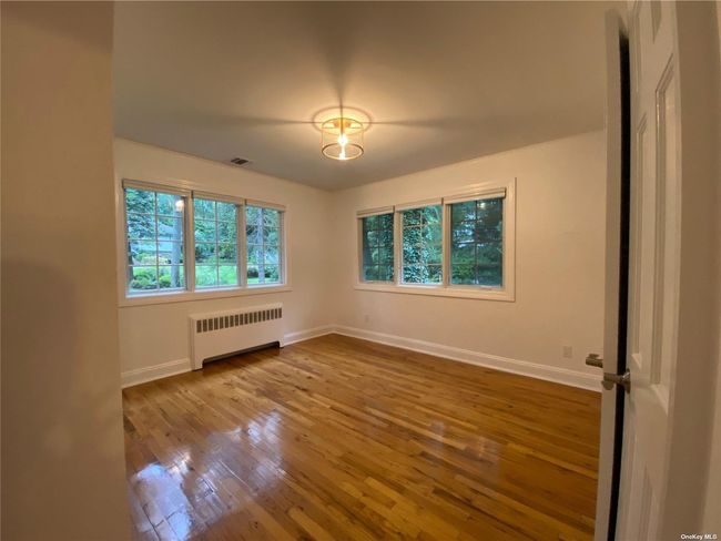 22 Dale Rd, House other with 4 bedrooms, 2 bathrooms and null parking in Halesite NY | Image 6