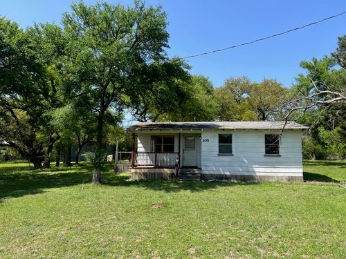 305 County Road 1607, Clifton, TX, 76634-4517 | Card Image