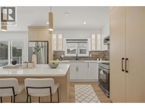 1259 Hook Dr, Kamloops, BC, V2B7S8 | Card Image