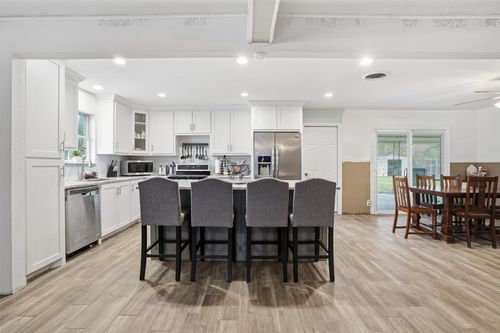 3904 Lakewood Dr, Lake Worth, TX, 76135-2830 | Card Image