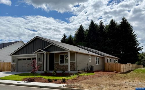 215 Ne Broadway St, Sublimity, OR, 97385 | Card Image