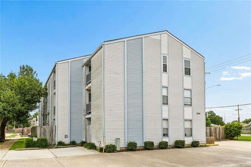 105-2201 Houma Blvd, Metairie, LA, 70001-1388 | Card Image