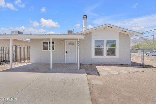8845 Lawson St, El Paso, TX, 79904-1962 | Card Image
