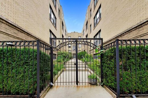 2-4636 N Albany Ave, Chicago, IL, 60625-4459 | Card Image