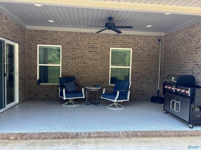 65 Betty Way, House other with 4 bedrooms, 2 bathrooms and null parking in Scottsboro AL | Image 11