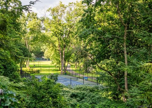 1234 Arlington St, Mamaroneck, NY, 10543-1401 | Card Image