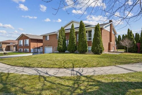 72 Eastbury Dr, Stoney Creek, ON, L8E2V5 | Card Image