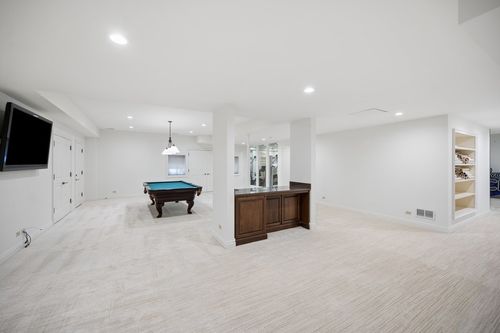 725 Valley Road, Glencoe, IL, 60022 | Card Image