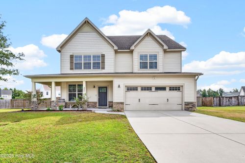 221 River Winding Rd, Jacksonville, NC, 28540-8065 | Card Image