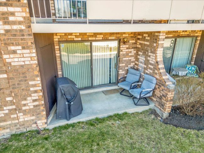 UNIT-114 - 3350 N Carriageway Dr, Condo with 2 bedrooms, 2 bathrooms and 1 parking in Arlington Heights IL | Image 21