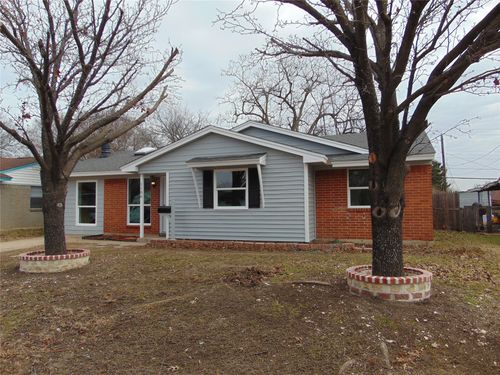 1106 Caravan Trl, Duncanville, TX, 75116-2804 | Card Image