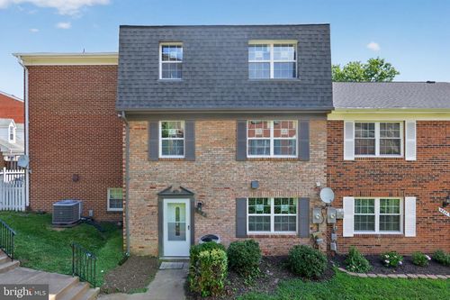 9836 Hagel Cir, LORTON, VA, 22079-4309 | Card Image