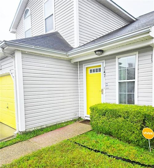 147 Squire Reach, Suffolk, VA, 23434-9197 | Card Image