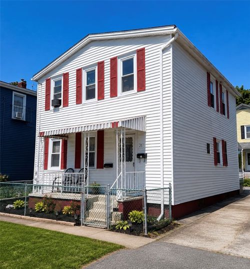 25 Richmond St, Bristol, RI, 02809-3113 | Card Image