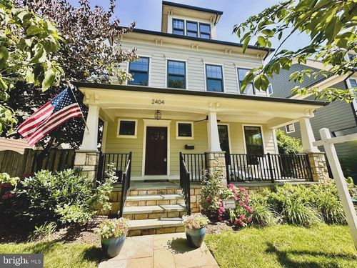 2404 16th St N, ARLINGTON, VA, 22201-3312 | Card Image