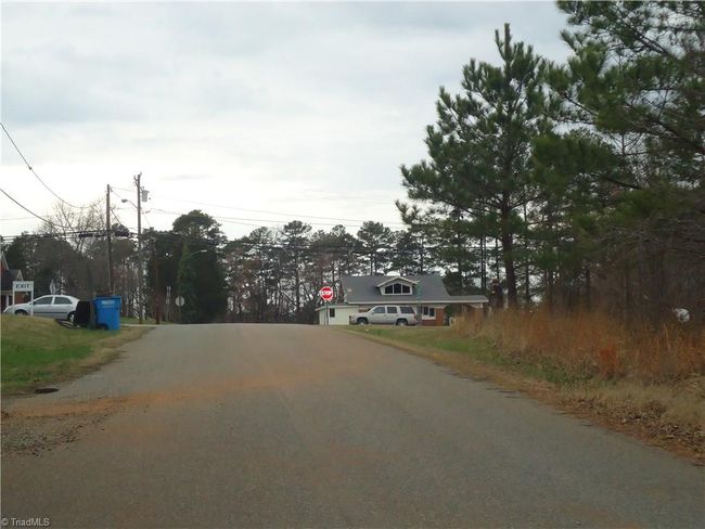 Viewing West along Cox Avenue towards NC Hwy 109. | Image 10