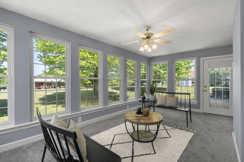 1010 Highway 48 S, Dickson, TN, 37055-3913 | Card Image