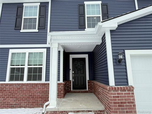 9171 Dogwood Ln, Dexter, MI, 48130-8001 | Card Image