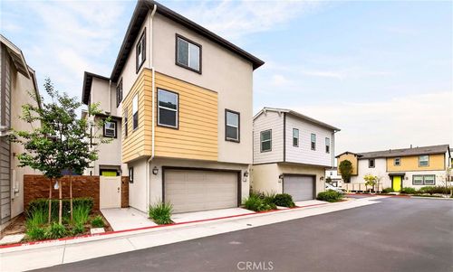 1208 Dock Ln, Harbor City, CA, 90710-3150 | Card Image