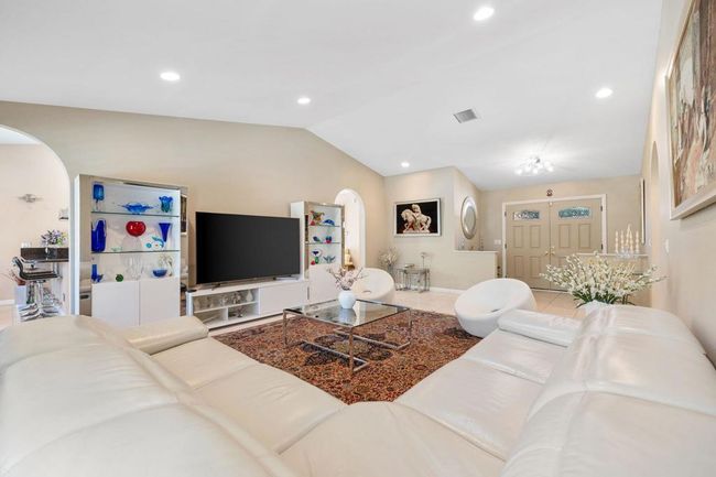 101-web-or-mls-8M4A5229 | Image 9