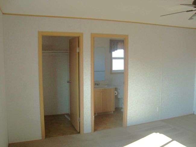 8 Trochu Avenue, House other with 3 bedrooms, 2 bathrooms and 3 parking in Trochu AB | Image 22
