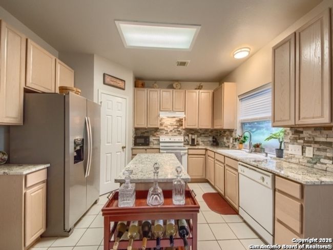 6502 Jade Trl, House other with 4 bedrooms, 3 bathrooms and null parking in San Antonio TX | Image 19