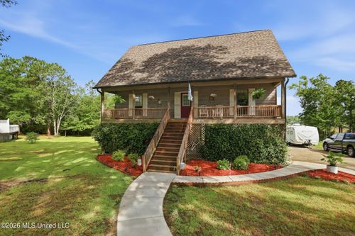 5513 Sioux Drive, Ocean Springs, MS, 39564 | Card Image