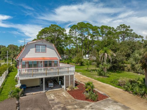 607 Us Highway 98, Eastpoint, FL, 32328-3570 | Card Image
