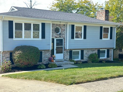 2808 Easthills Dr, Lexington, KY, 40517-4169 | Card Image