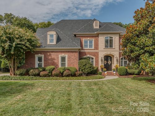 102 Montrose Dr, Waxhaw, NC, 28173-6687 | Card Image