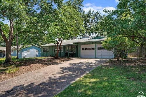 2452 Missouri St, Lawrence, KS, 66046-4458 | Card Image