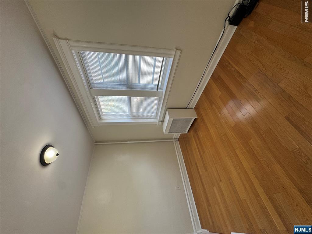 Residential Lease in Belleville 4