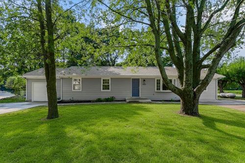 19110 S Sunray Dr, Spring Hill, KS, 66083-8770 | Card Image