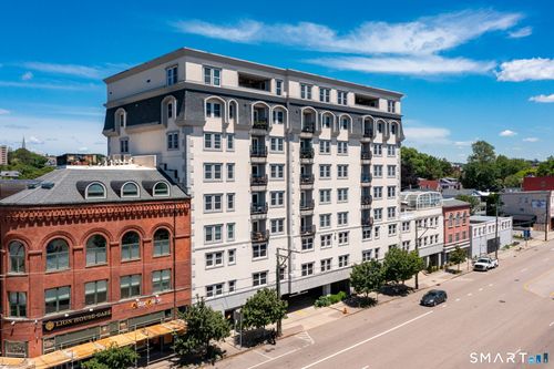 408-461 Bank St, New London, CT, 06320-5523 | Card Image